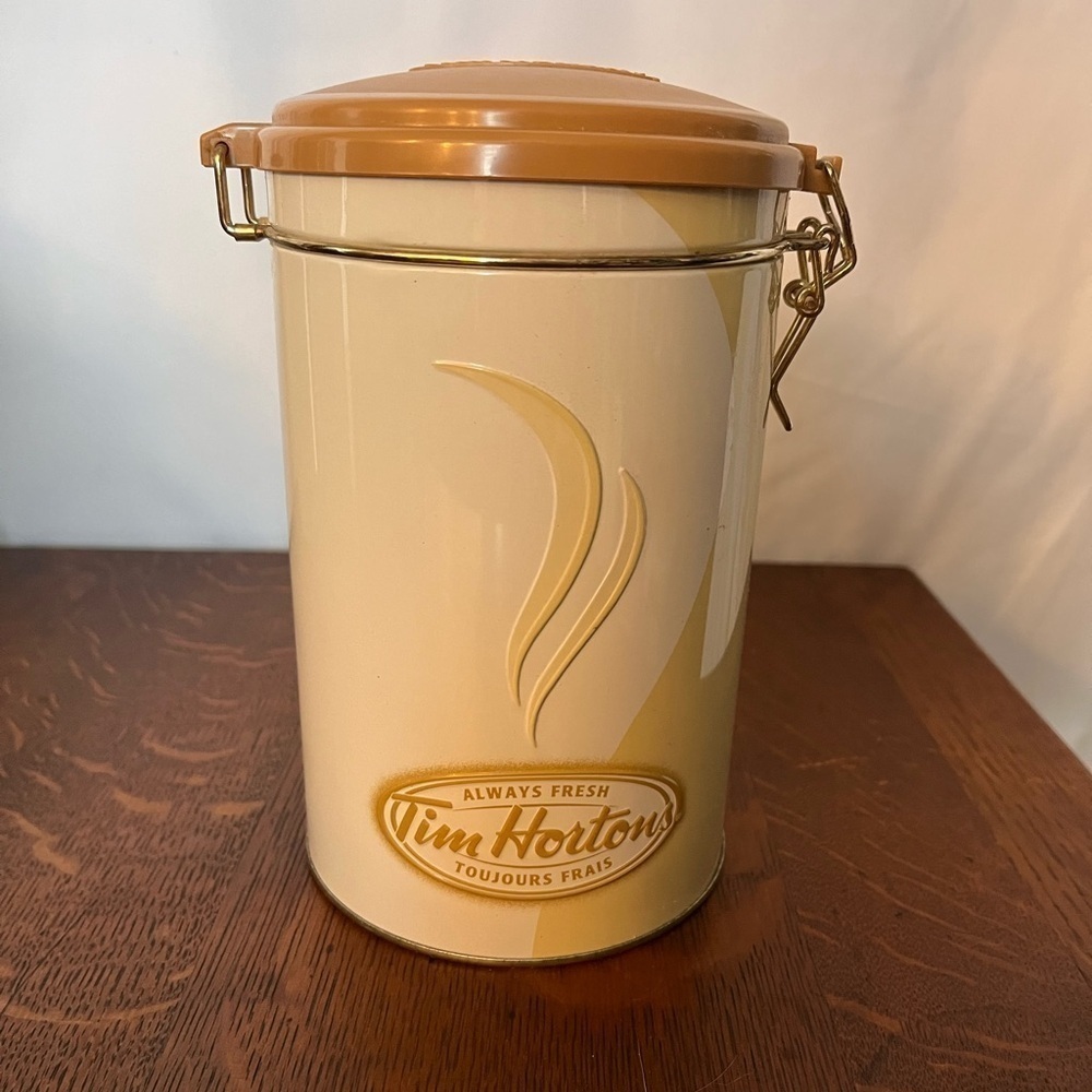 Limited Edition Tim Hortons Collector tin #006